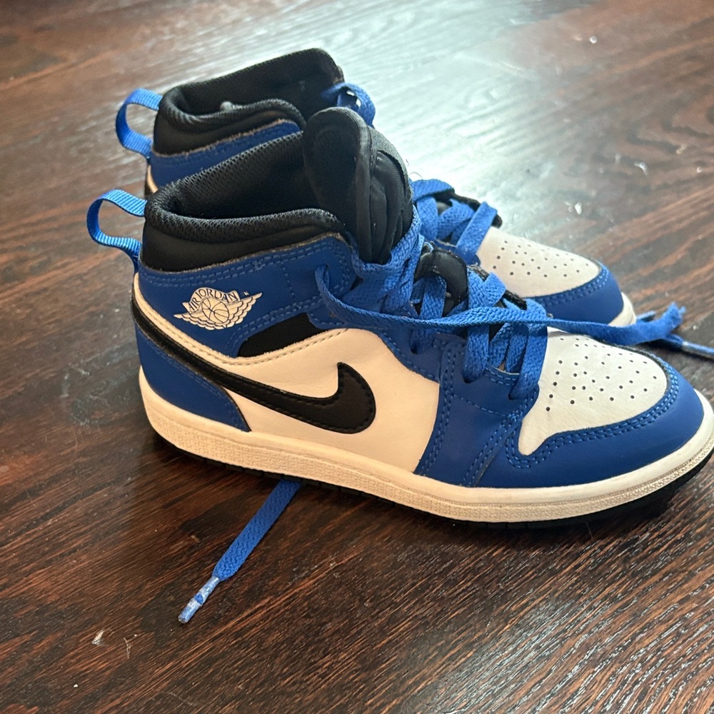 Nike Kids Royal Blue, White & Black High-Top Sneakers